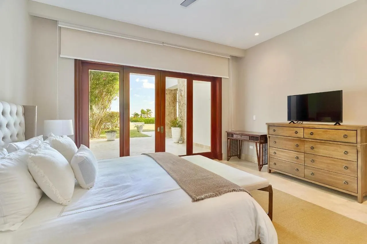 New Marvelous Cap Cana Condo With Outdoor Terrace And Private Pool بونتا كانا